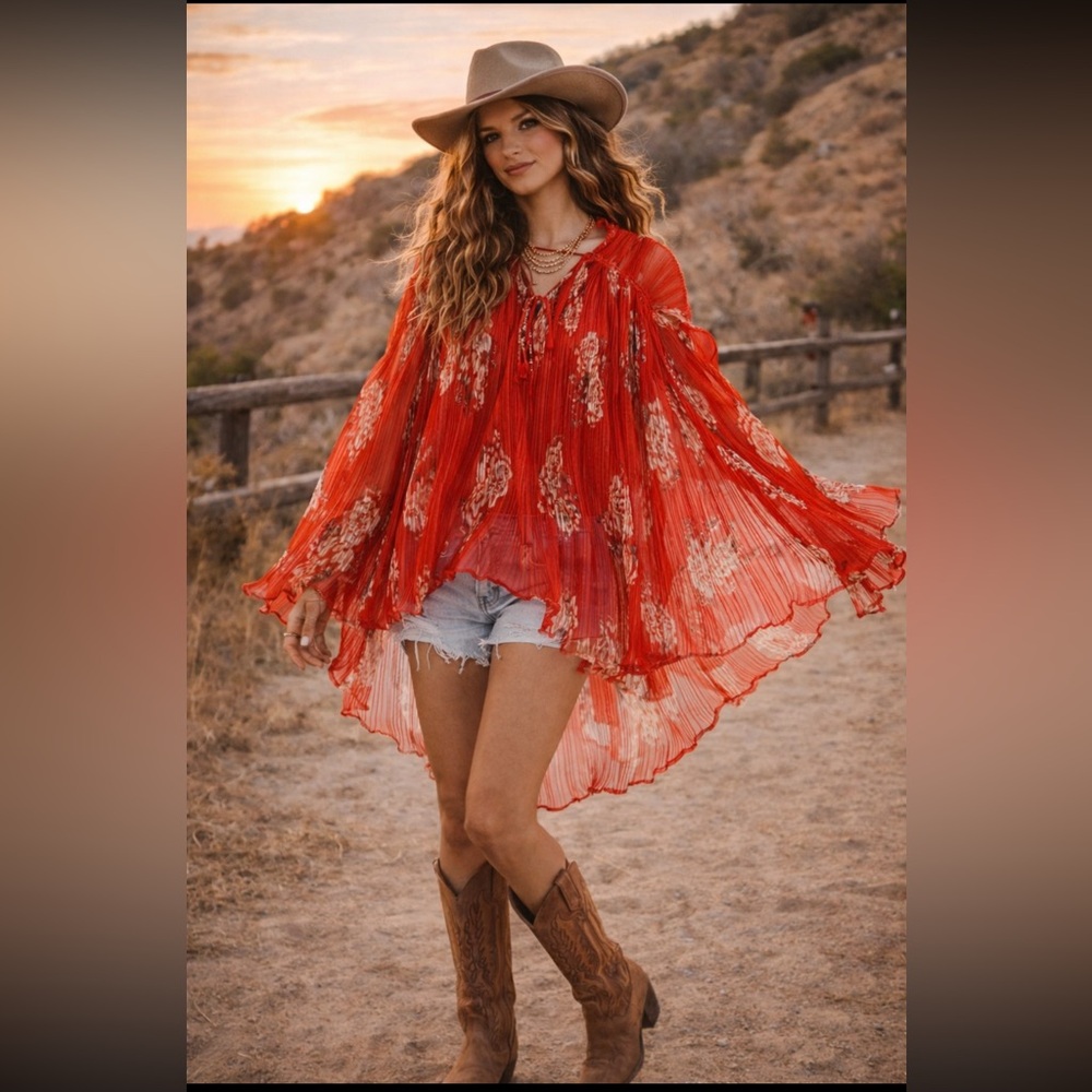🆕 Free People Red Pleated Dahlia Boho Tunic 🔥NWOT